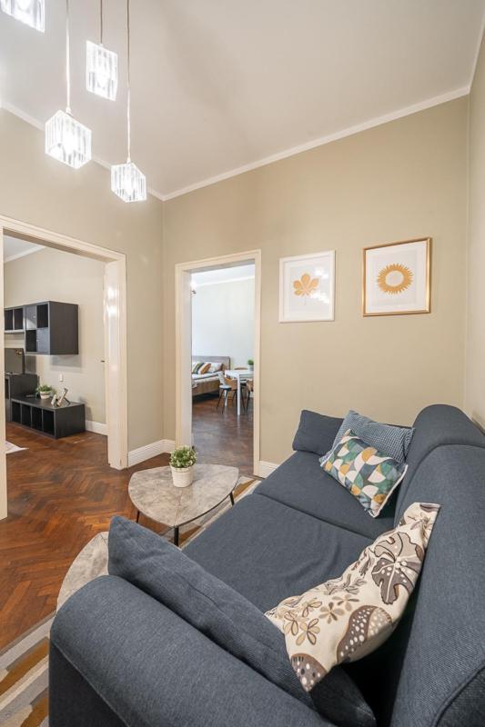 3 Bdr - Top Center Artistic Apartment - 115 M2 София Экстерьер фото